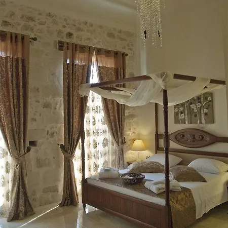 بيت ضيافة أجنحة فندقية أنتيكا ديمورا 5*
